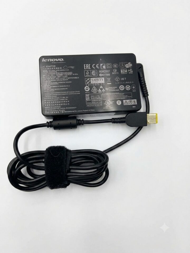 Cargador LENOVO